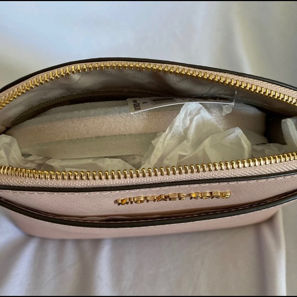 Michael Kors Jet Set Travel Crossbody - Picture 3 of 5